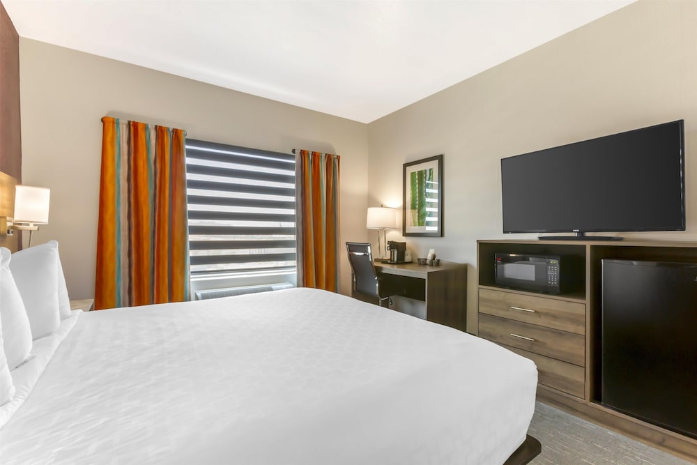 جناح بسرير كينج وسريرين كوين، Best Western Plus Casa Grande Inn & Suites 3/9