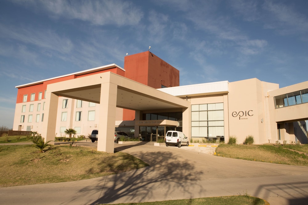 Epic Hotel San Luis 1/50