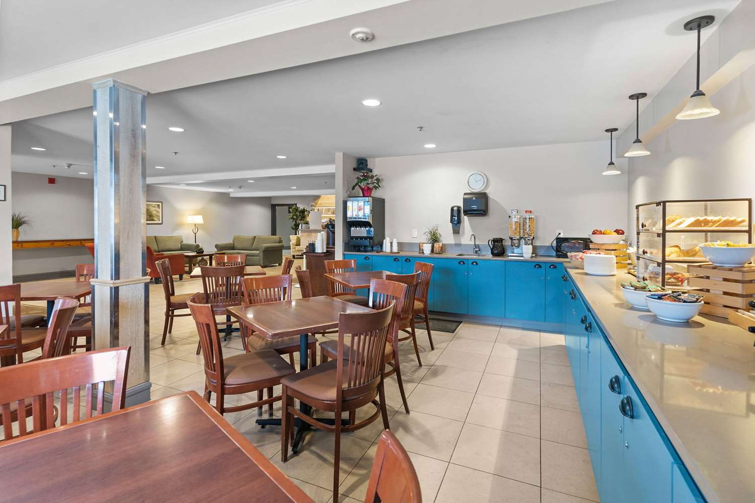 Country Inn Suites By Radisson Saskatoon Sk 21/29