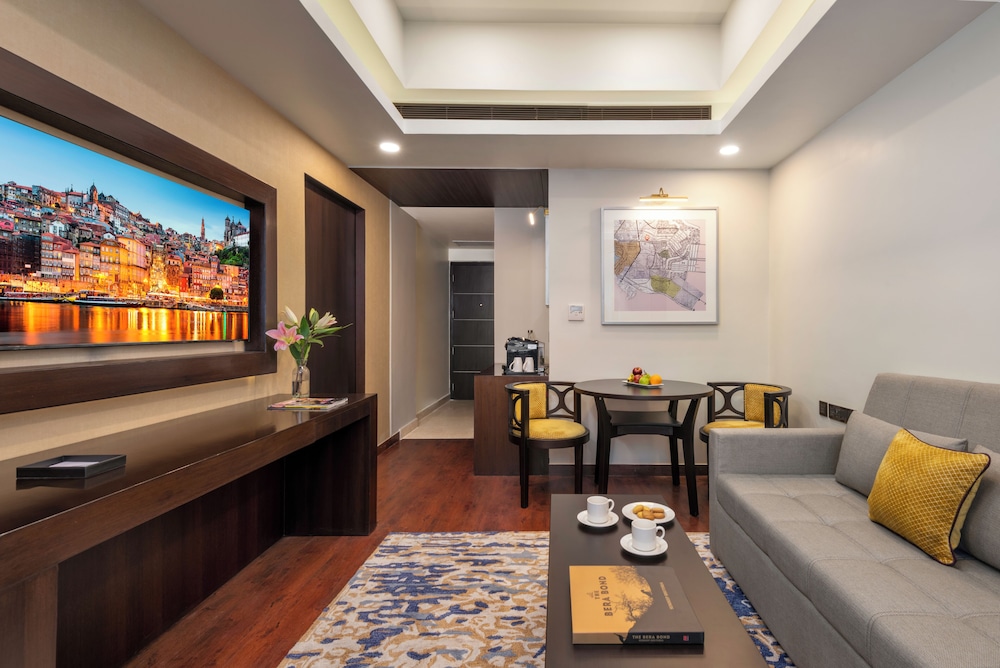 Vivanta Jamshedpur, Golmuri 26/57
