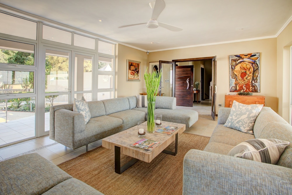 Abalone Guest Lodge 28/50