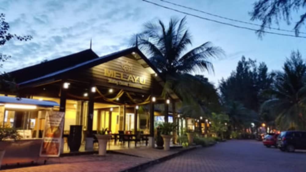 Tropical Resort Langkawi 5/50