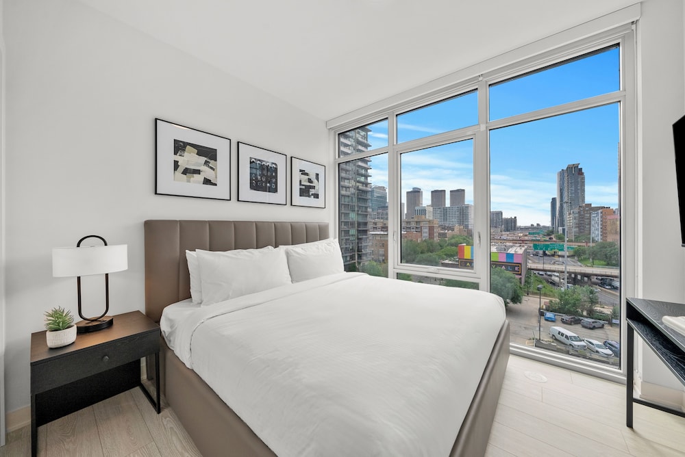 Suite, Multiple Beds