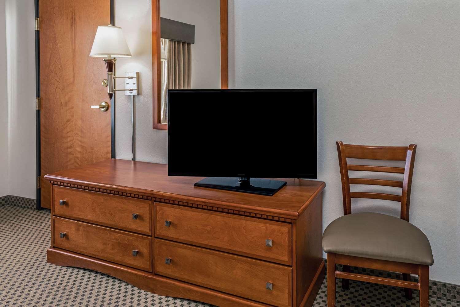 La Quinta Inn & Suites by Wyndham Kennewick 57/63