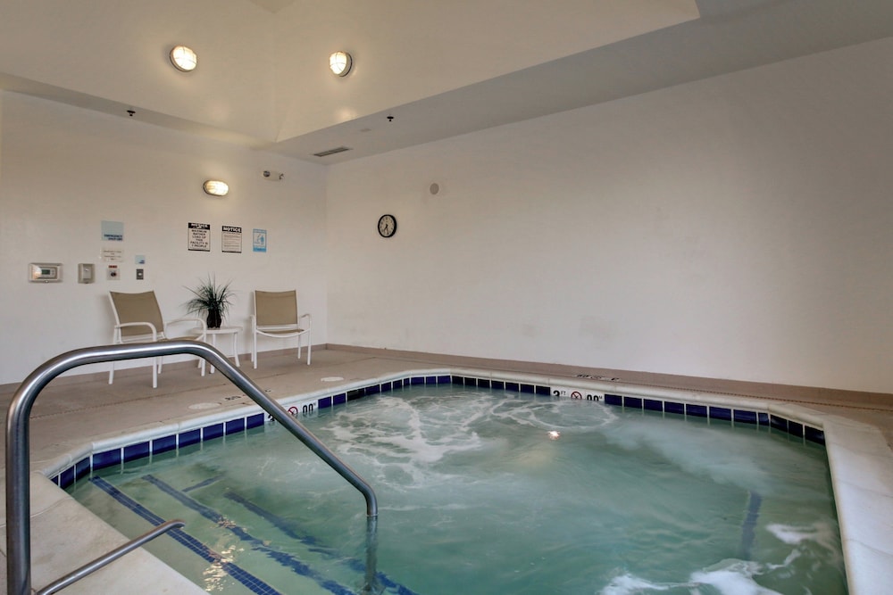 Holiday Inn Express Hotel & Suites Peru - Lasalle Area 43/66