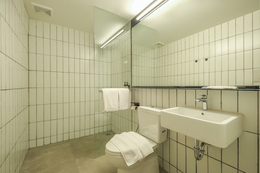 Teduh Simatupang 42/43