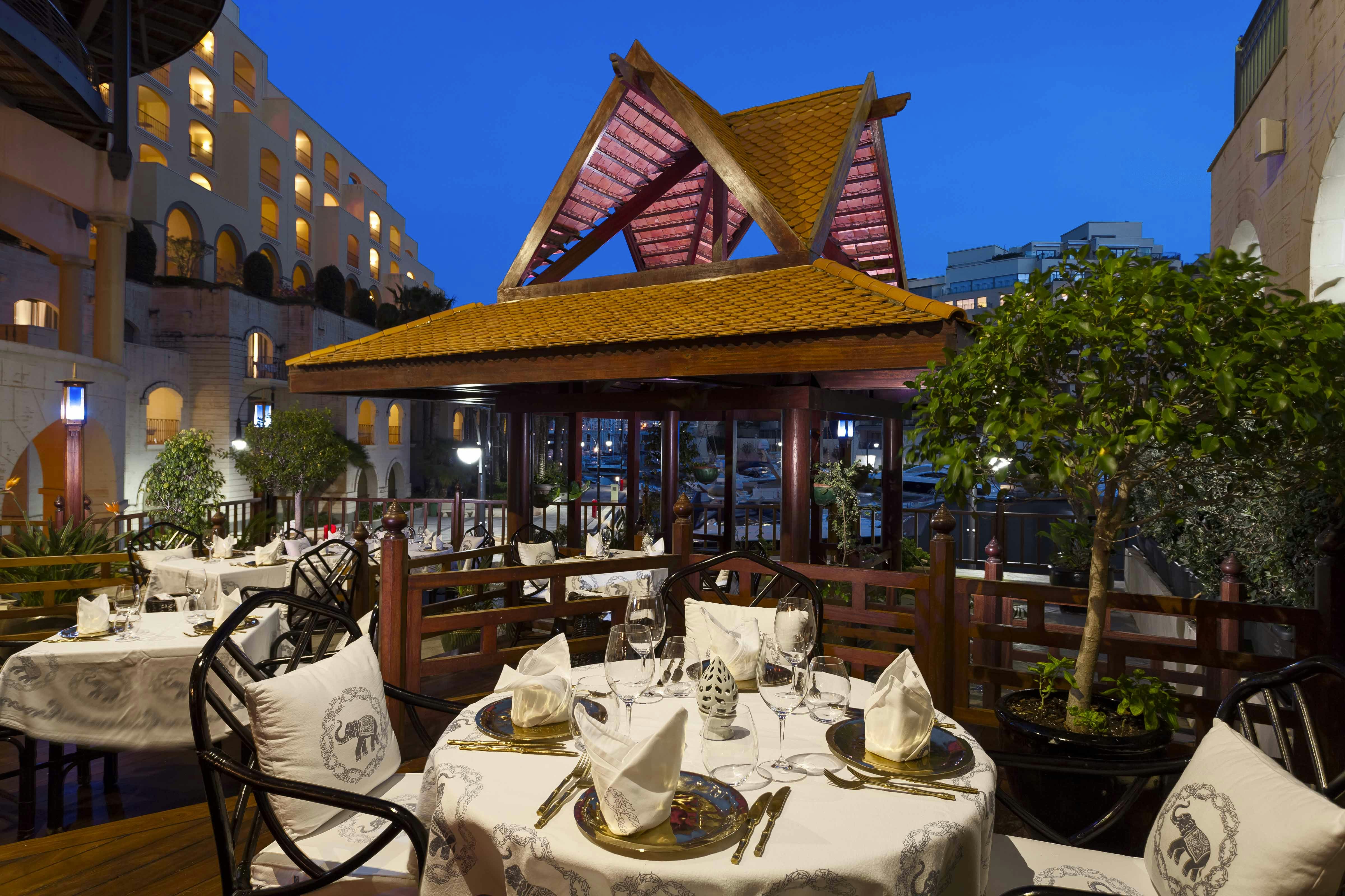 HILTON MALTA 77/100