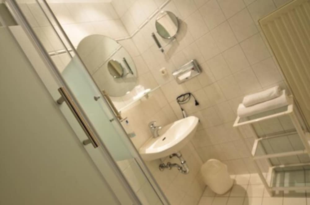 CERANO CITY HOTEL KOLN AM DOM 38/38