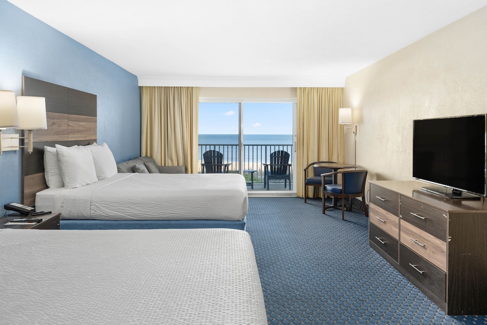 STANDARD, 2 QUEEN BEDS, OCEAN FRONT