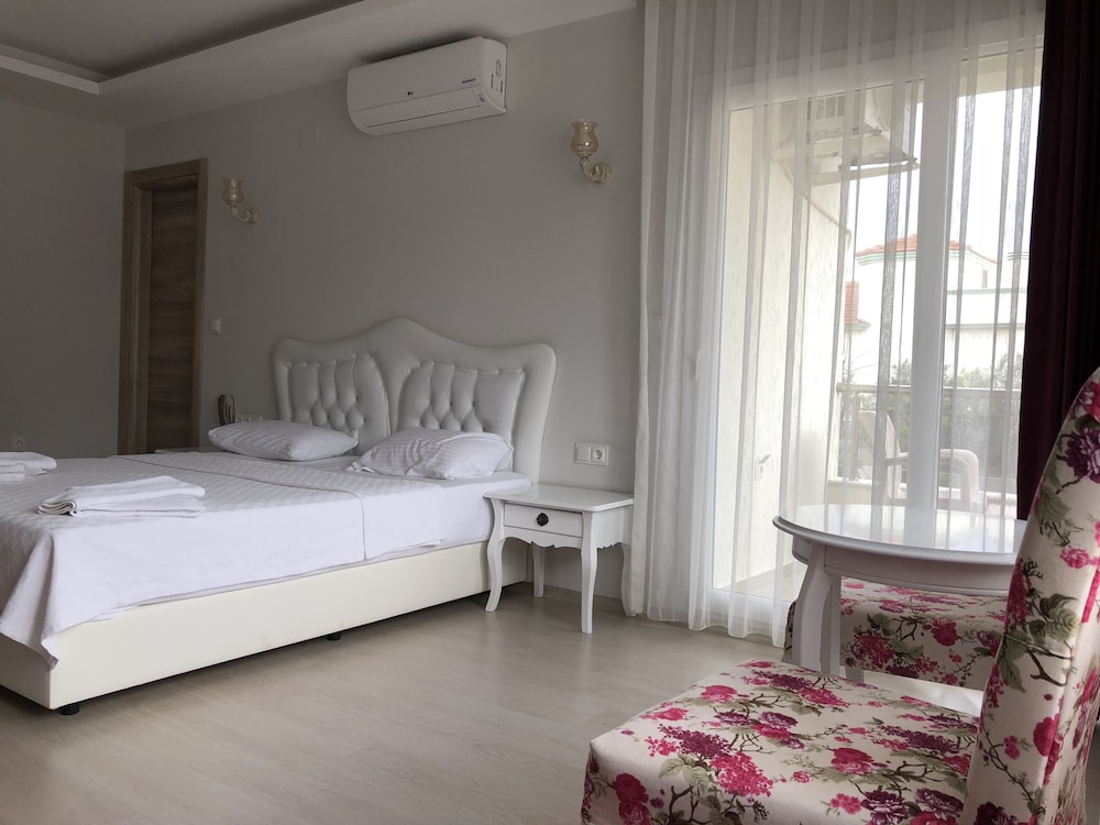 Serin Otel Urla 7/20