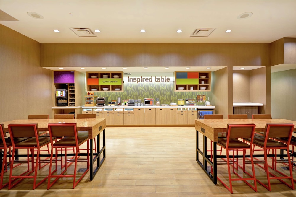 Home2 Suites by Hilton at the Galleria 14/46