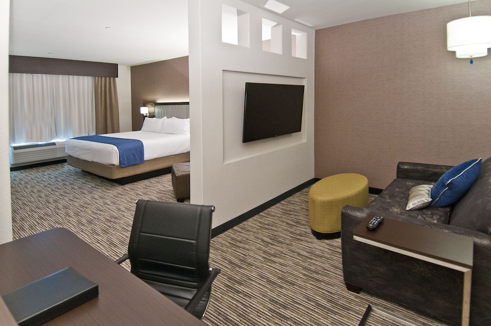 Holiday Inn Austin Airport 29/58