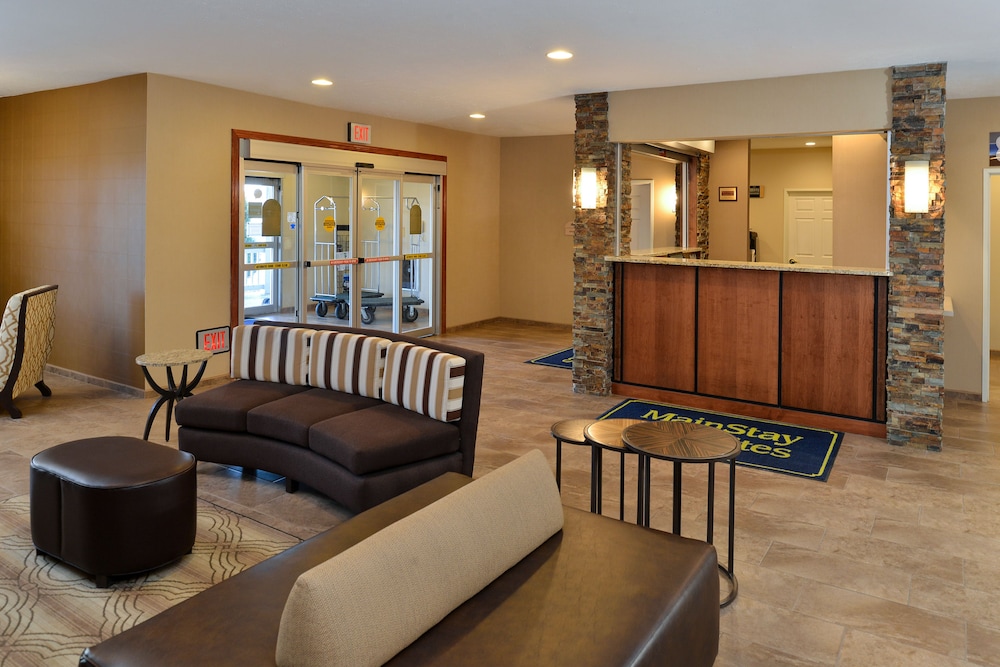 MainStay Suites Fargo - I-94 Medical Center 28/41