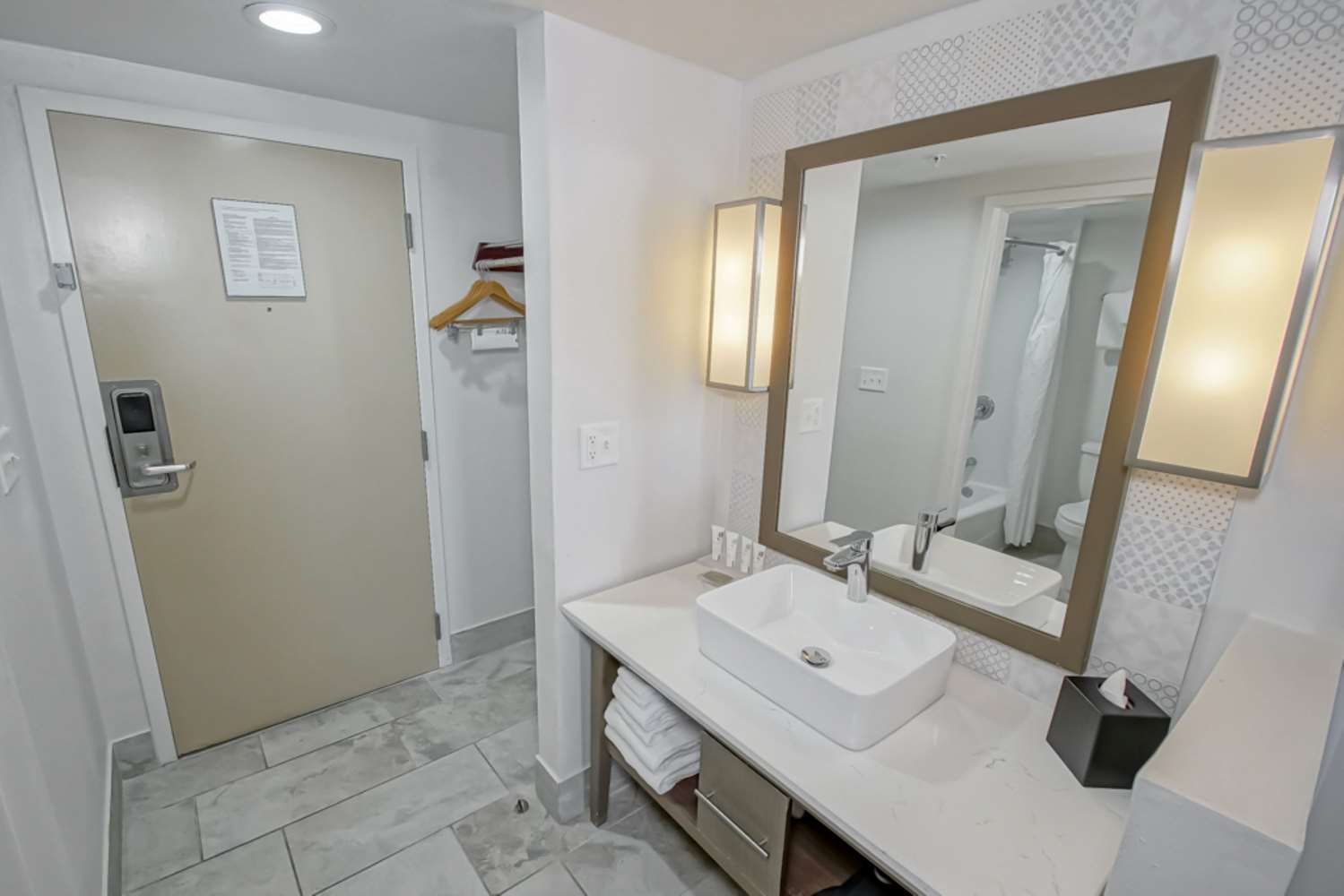 Country Inn & Suites By Radisson, New Orleans I-10 East, LA 34/35