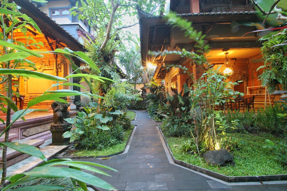 Hibiscus Cottages 52/61