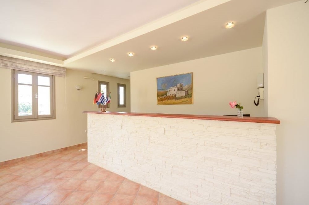 Plaka Hotel I 7/62