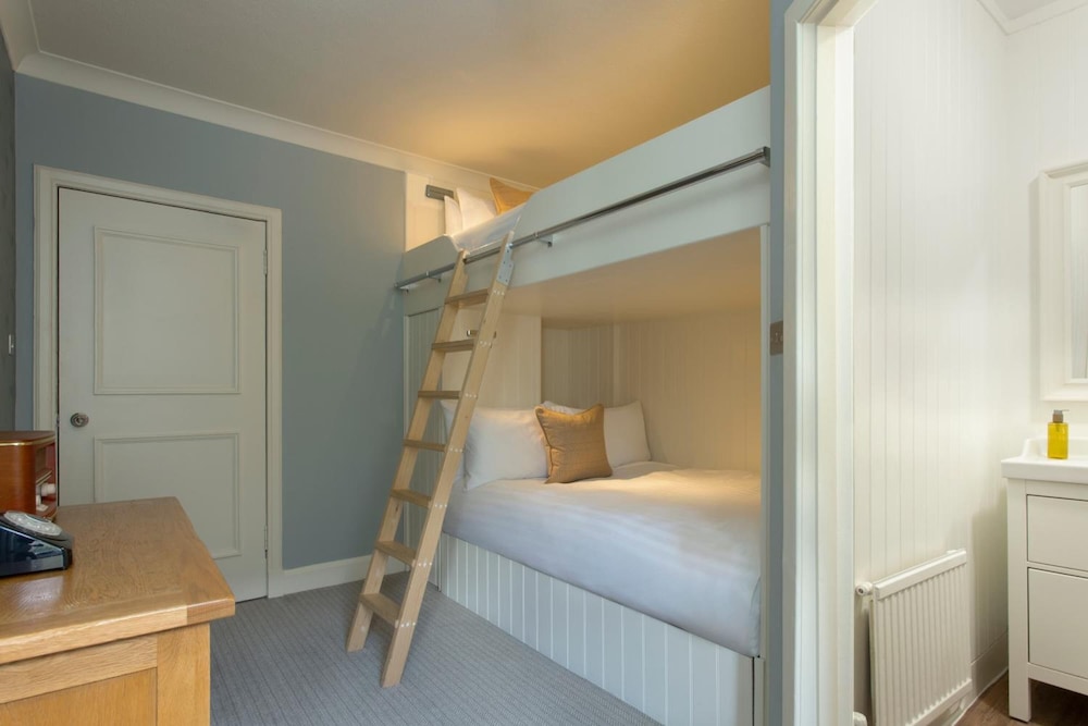 غرفة كلاسيكية عائلية بسرير بطابقين، Glencoe Inn 2/9