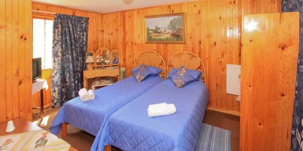 Homestead B & B 13/50
