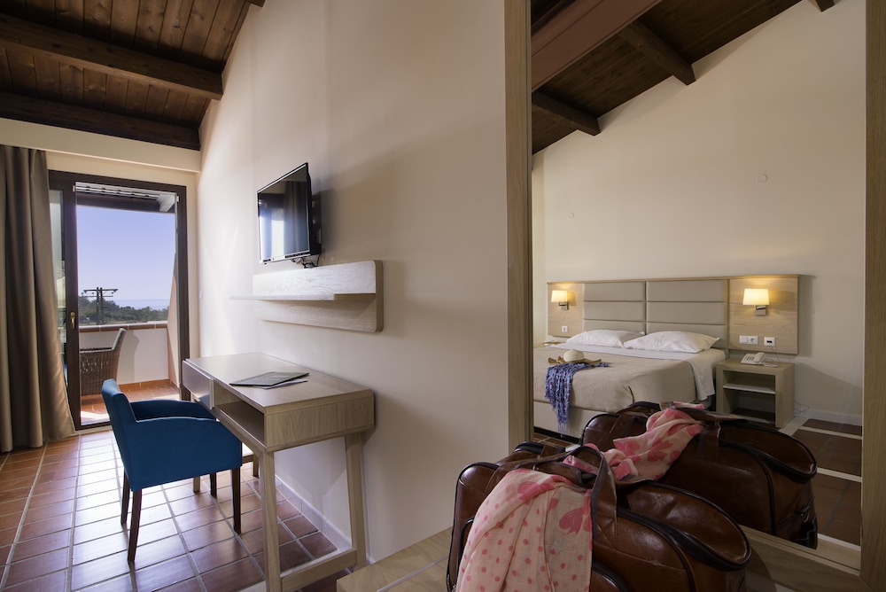 Kallisti Apartment Hotel 14/38