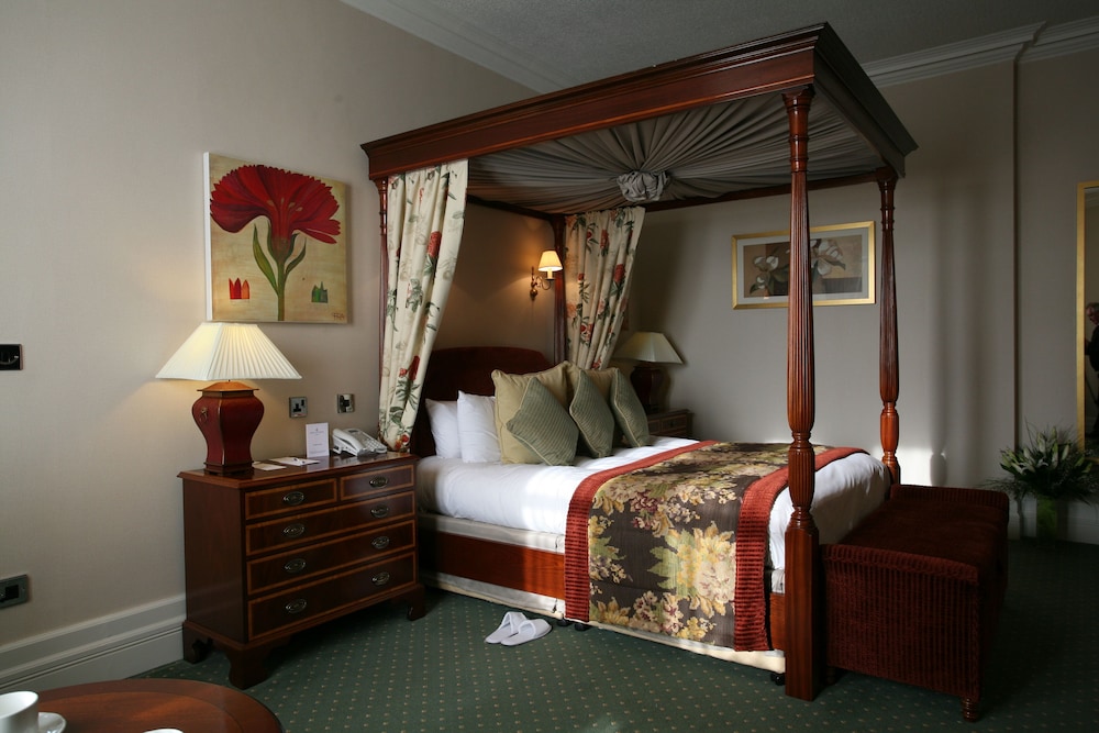 Midland Hotel Bradford 32/63