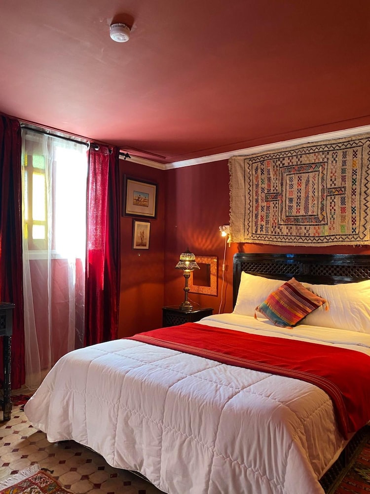 Riad Jean Claude 7/48