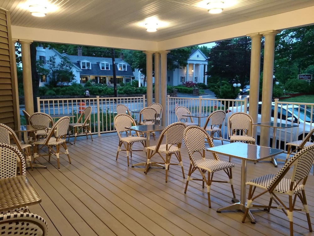 The Inn on Mount Desert 50/66