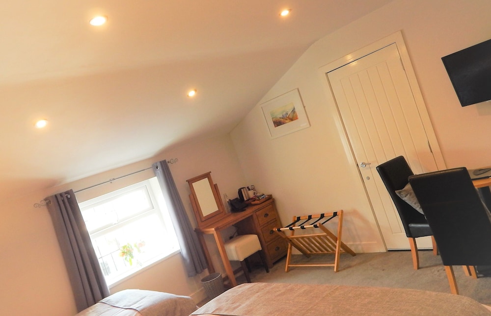 The Saxon Inn 26/50