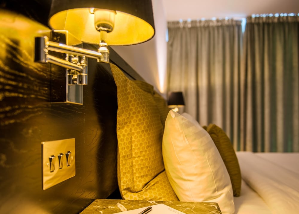 The Vincent Hotel 20/43