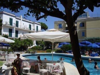 Royal Terme 42/43