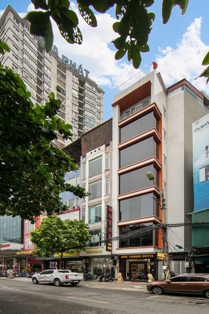 Duc Trong Hotel Hanoi 18/21