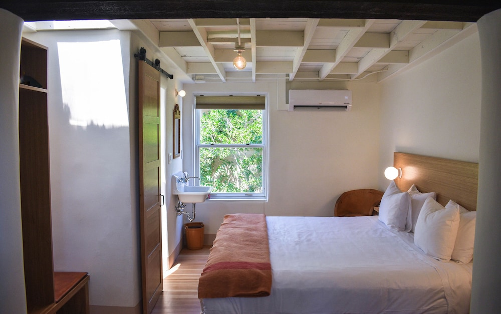 El Paradero Bed & Breakfast Inn 30/79