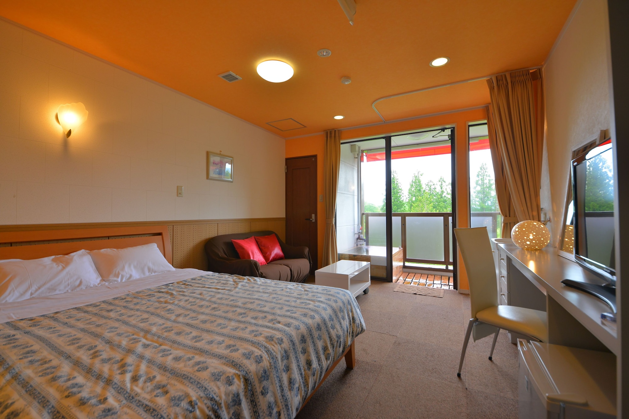 WESTERN, DOUBLE BED, OUTDOOR BATH