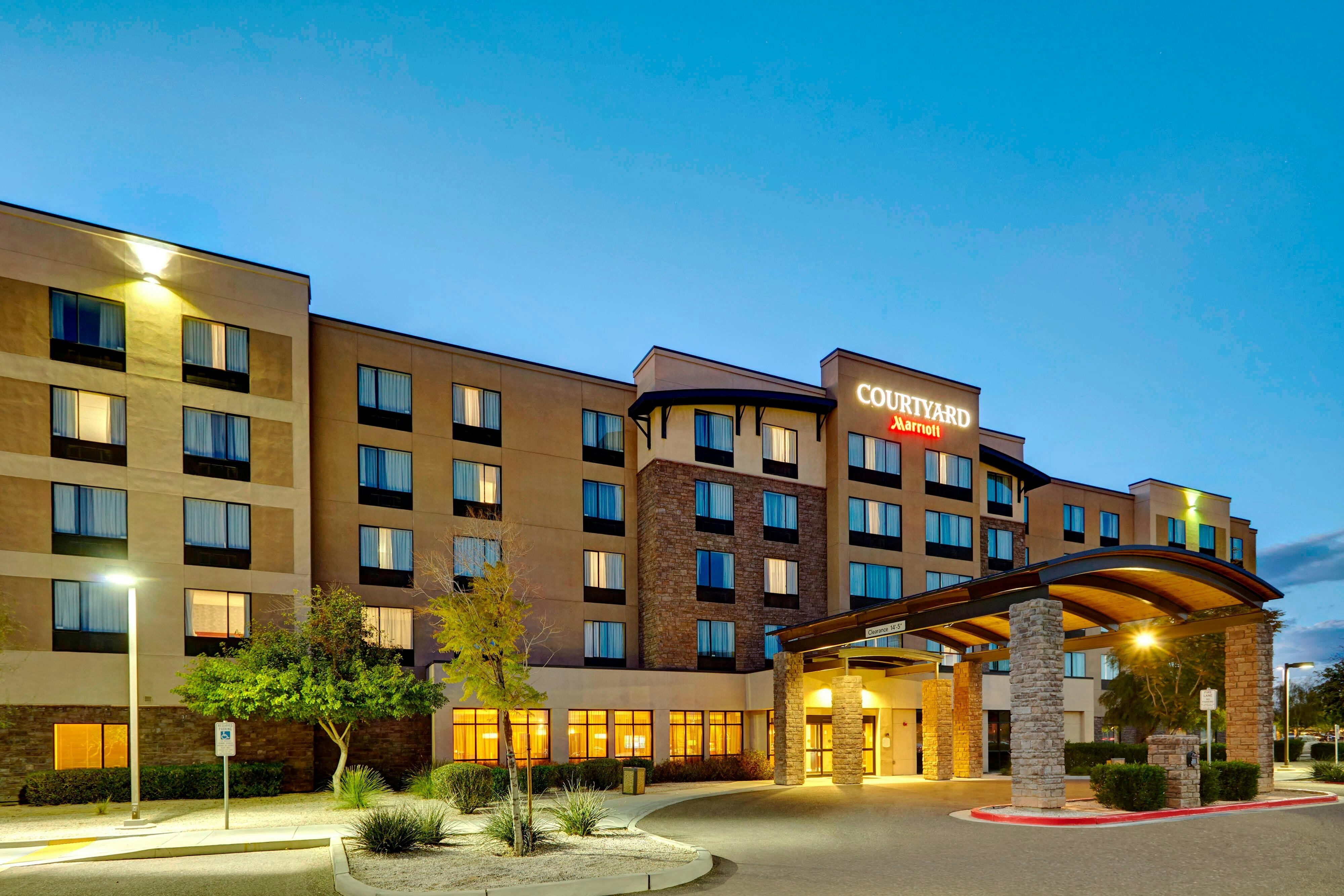 COURTYARD BY MARRIOTT PHOENIX NORTH HAPPY VALLEY 1/18