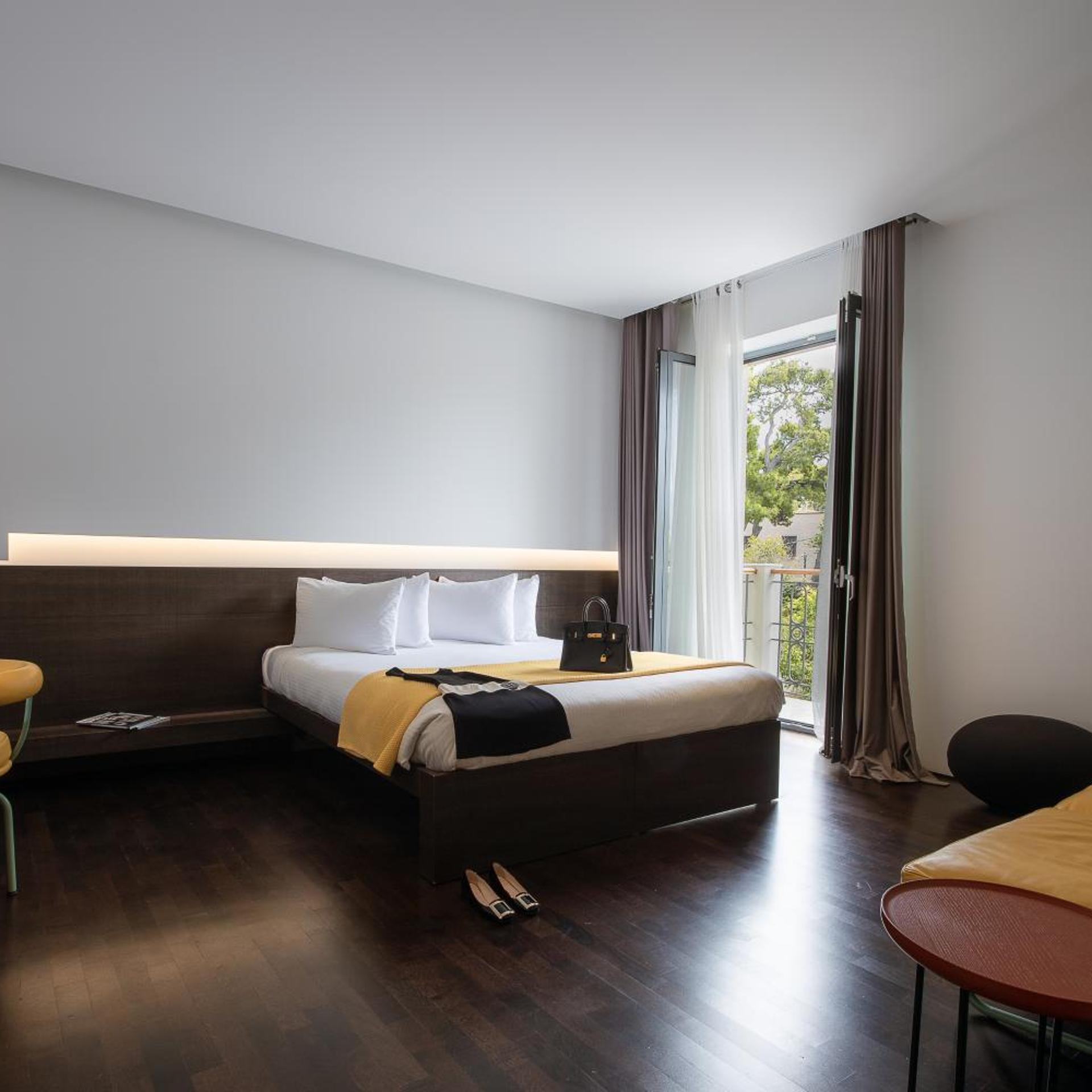 DOUBLE ROOM EXECUTIVE