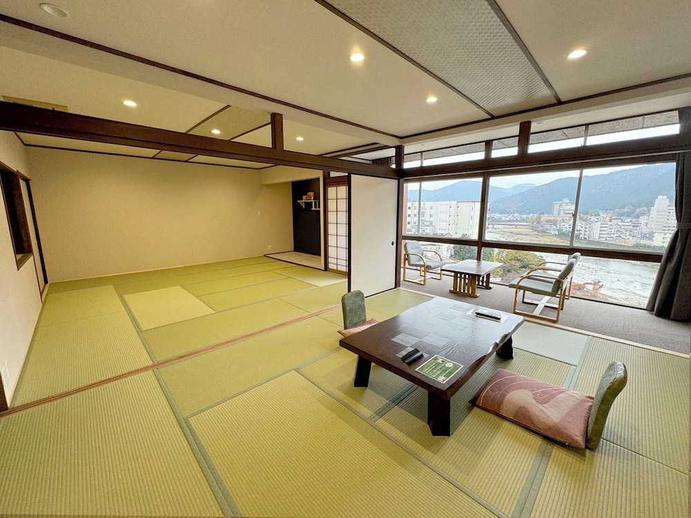 Gero Onsen Bosenkan 16/75