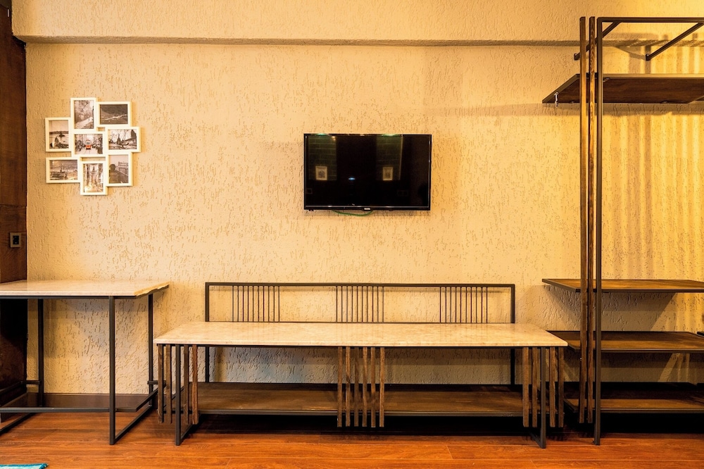Cube Suites 3/100