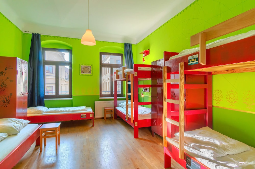 Hostel Mondpalast 66/73