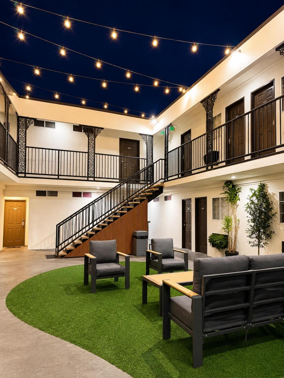 The Beverly House by AGA - Beverly Hills 13/18