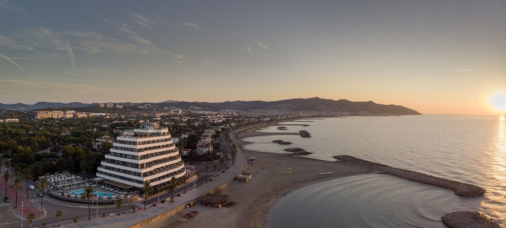 ME Sitges Terramar 74/75