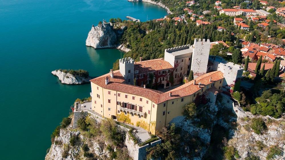 Nuovo Albergo Operai 3/36