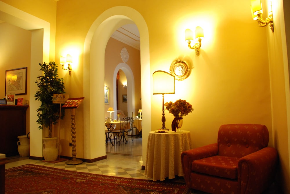 Del Centro Hotel 36/61