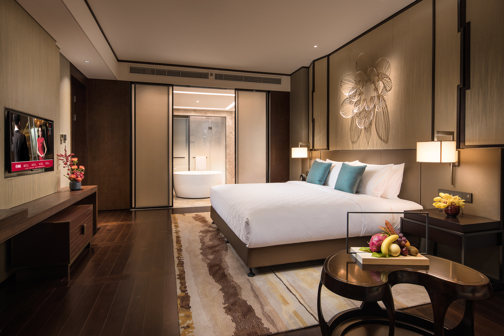 1 Bedroom, Suite, Bay View
