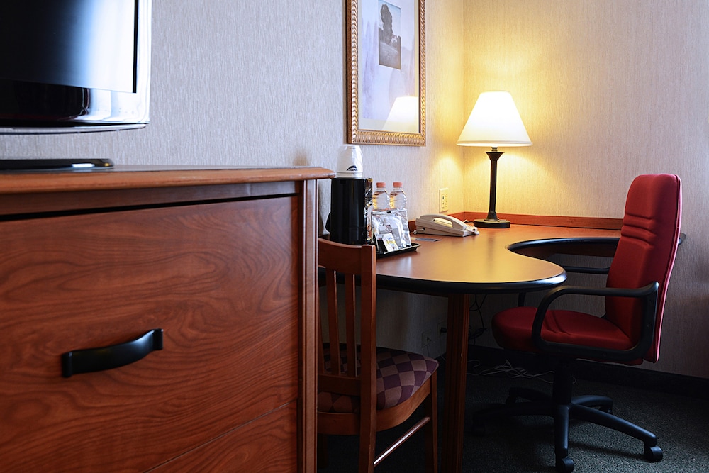 Hampton Inn By Hilton Saltillo 61/78