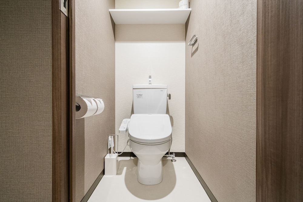 Bon Condominium Namba Ebisu 38/46