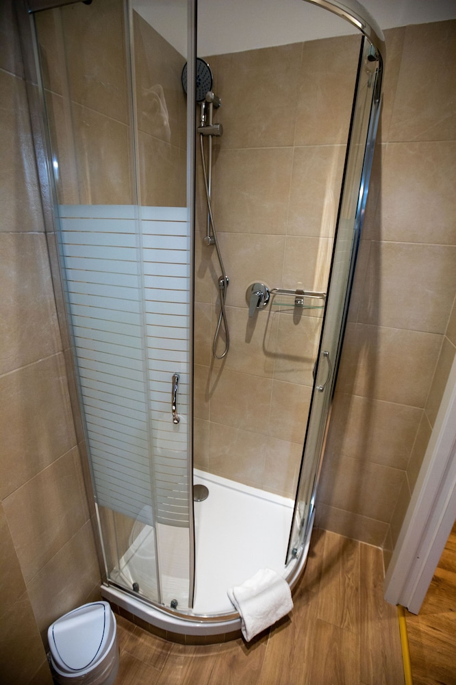 BQ House Trevi Luxury Rooms 50/50