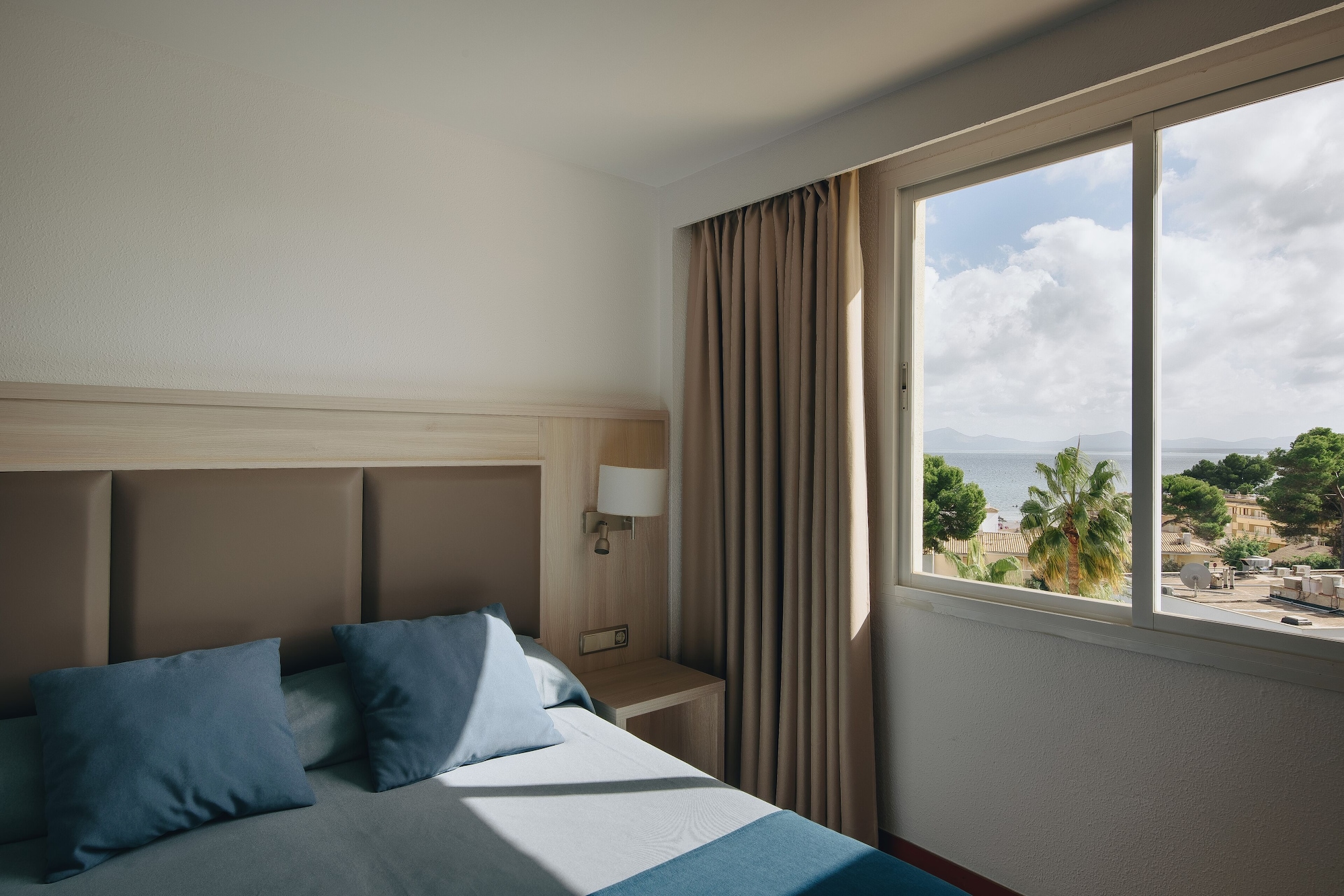 1 BEDROOM, COMFORT, APARTMENT, SEA VIEW