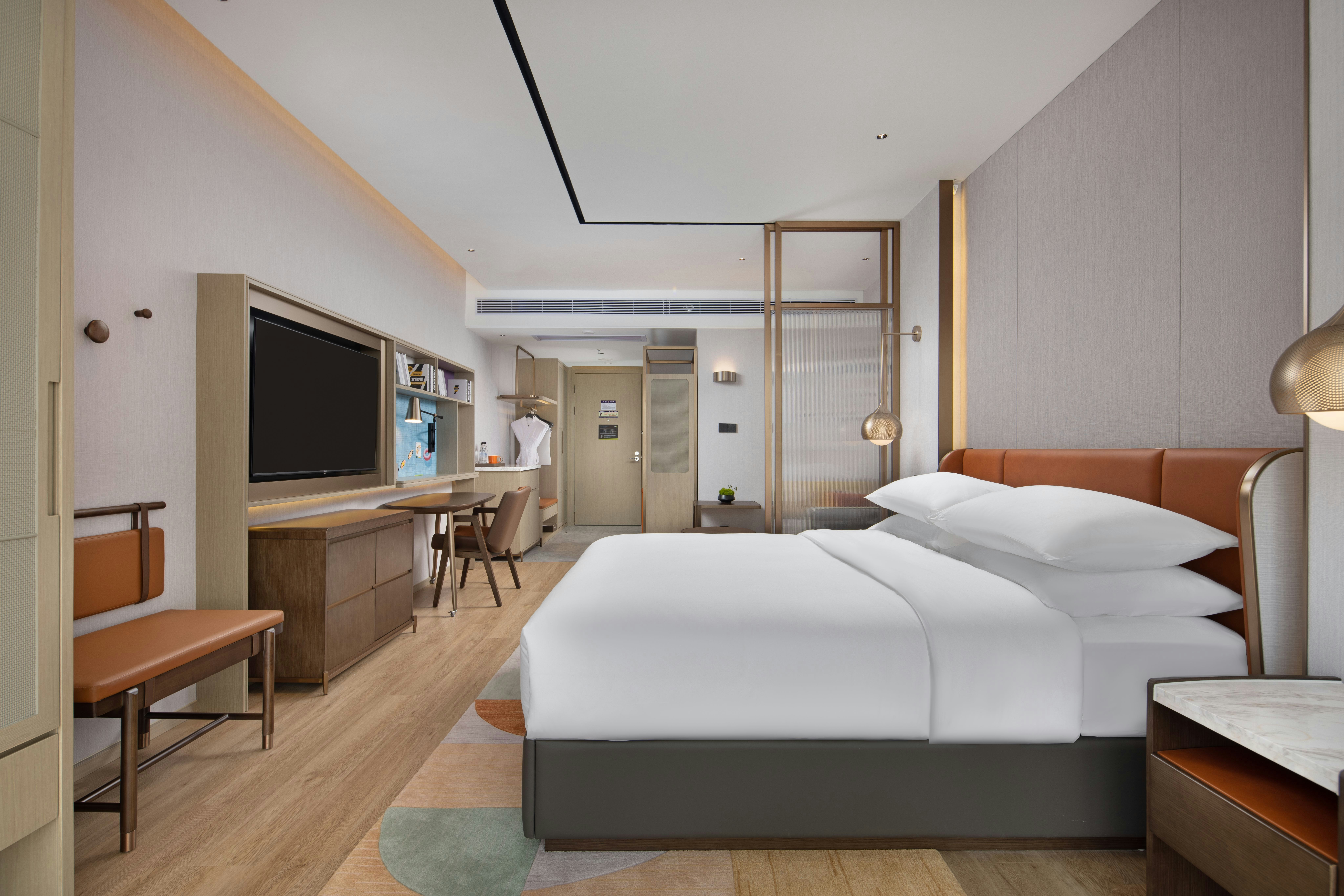 HOME2 SUITES BY HILTON Naning 13/43