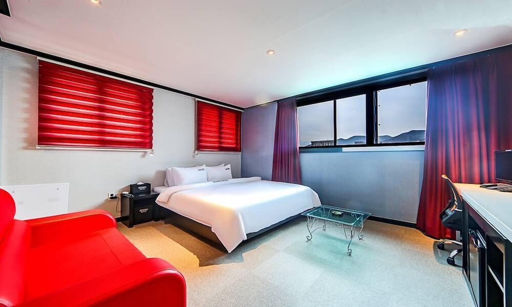 Hermes Hotel 17/56