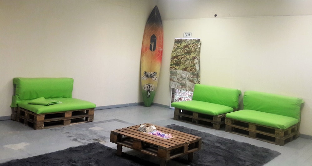 Blouberg Backpackers 7/8
