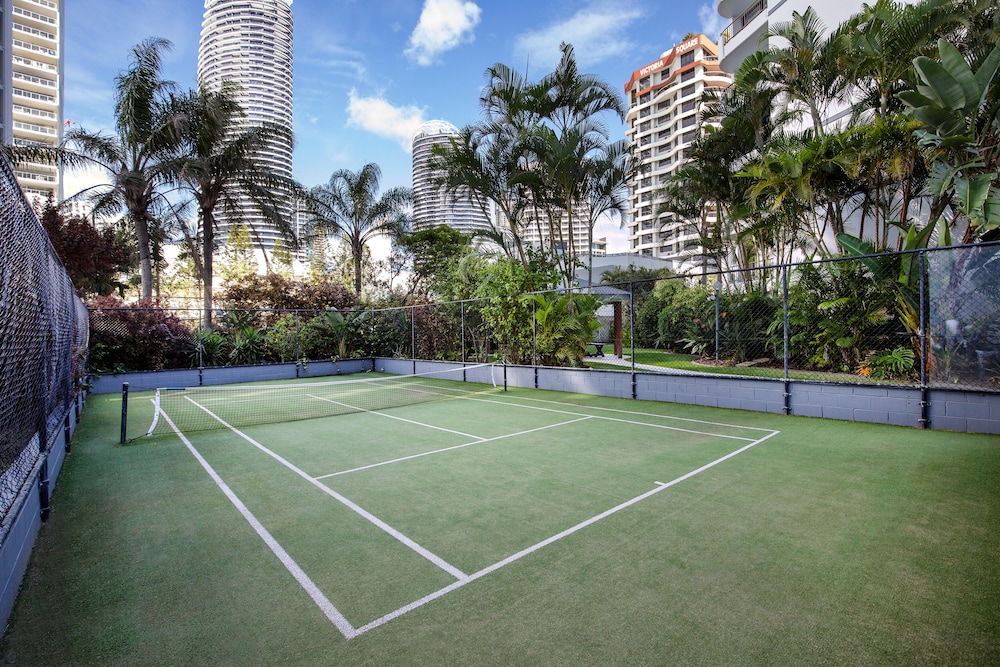 Pacific Resort Broadbeach 44/77